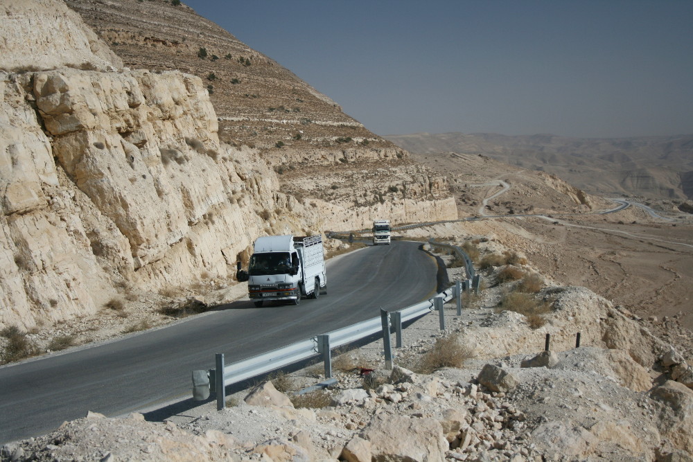 Úton Karak felé - Fotó: Barna Béla